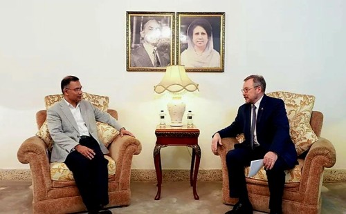 তারেক রহমানের সঙ্গে সৌজন্য সাক্ষাৎ করেছেন রাশিয়ার রাষ্ট্রদূত