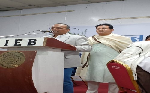 আসন্ন উপজেলা পরিষদ নির্বাচনে হিজলা উপজেলার চেয়ারম্যান হিসেবে দেওয়ান অলিউদ্দিন সুমনকে দেখতে চায় হিজলার সর্বস্তরের জনগণ।